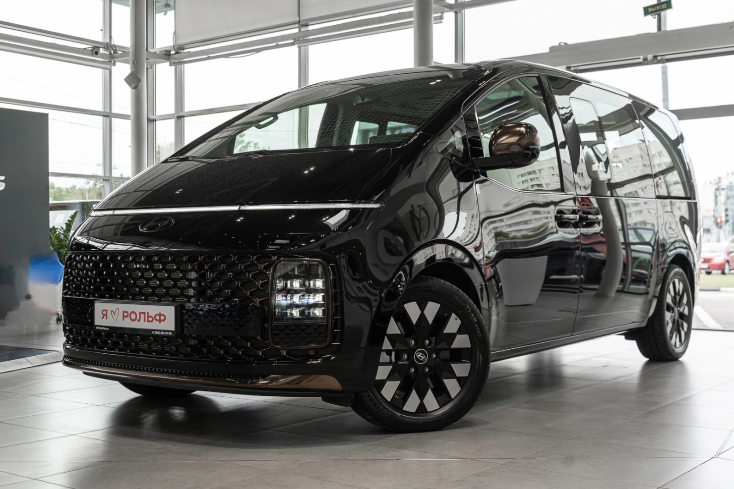 https://apiweb.rolf.ru/storage/thumbnails/large/vehicles/new/354983/f7926ab137a57a9a99e46b24058c26fd.webp