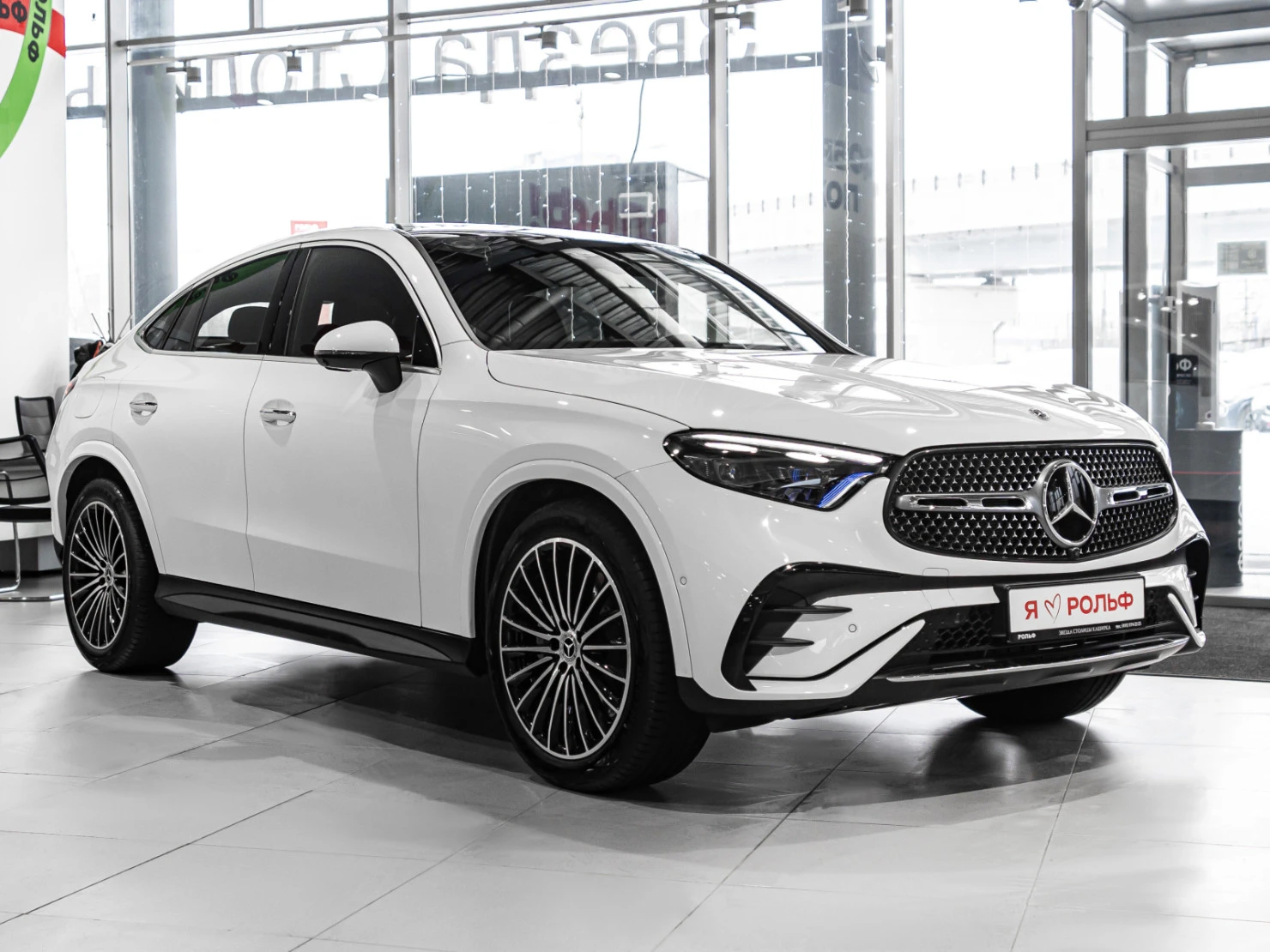 https://apiweb.rolf.ru/storage/thumbnails/large/vehicles/new/358047/8e87c92ef42ad10d5352dbc4577543f4.webp