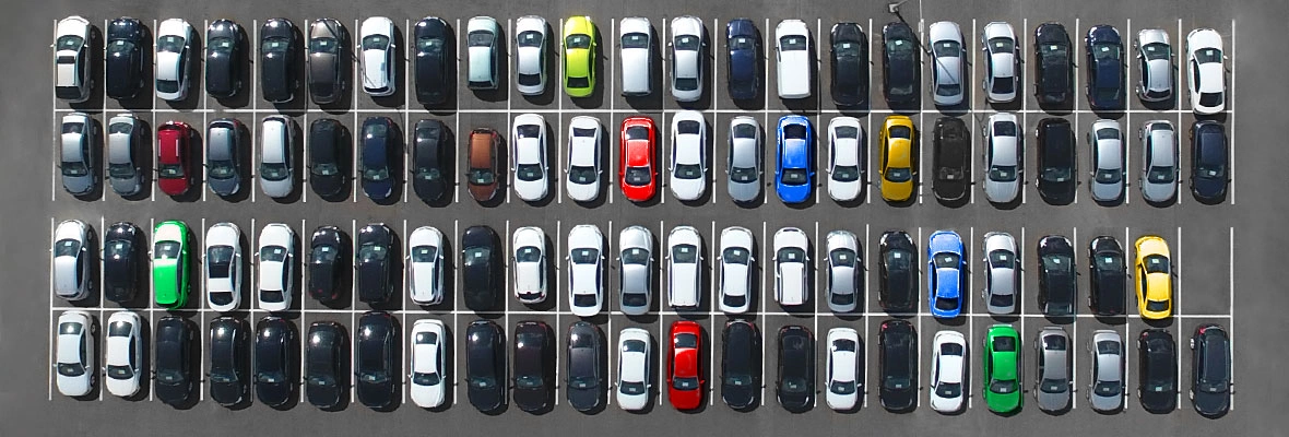 Фотография дилерского центра.